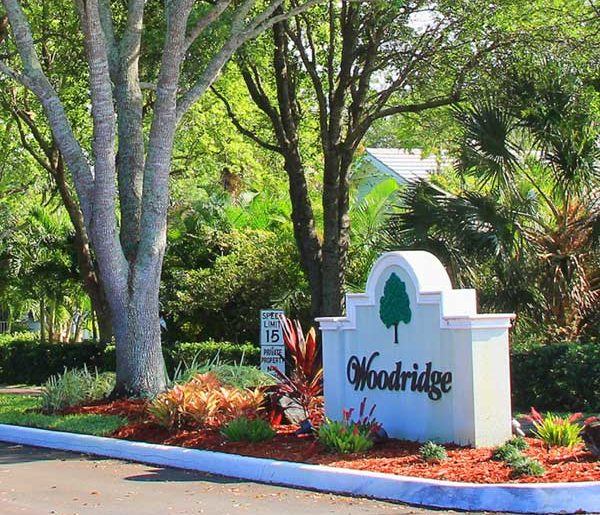 Woodridge Community Sign, Cove Road